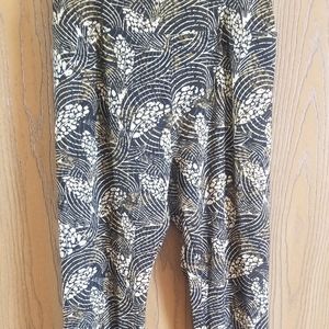 Like new LuLaRoe leggings